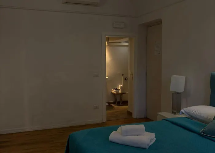 Gasthuis Helmirage Luxury Montecitorio 4*