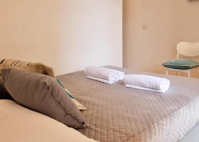 Gasthuis Helmirage Luxury Montecitorio 4*