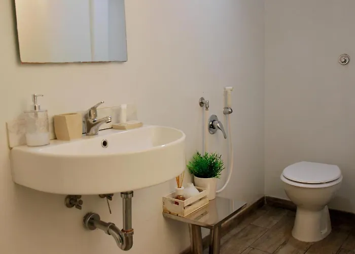 Helmirage Luxury Montecitorio Gasthuis 4*